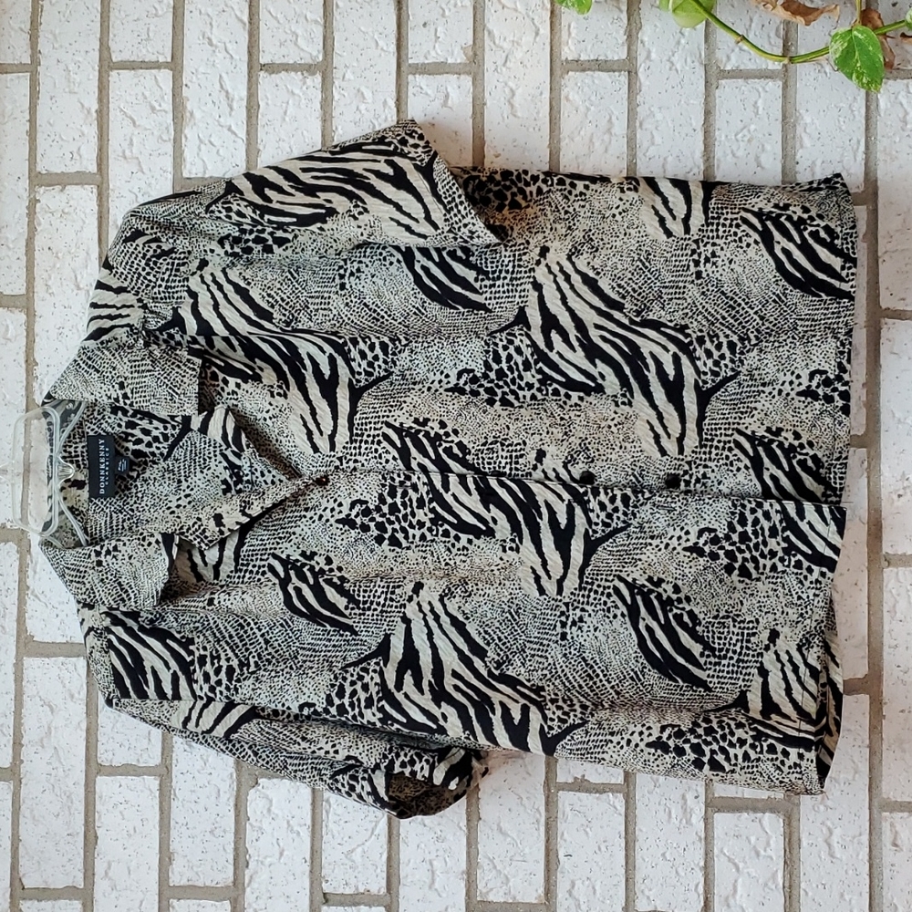 Shirt, black and tan, button front. V neck, Animal Print